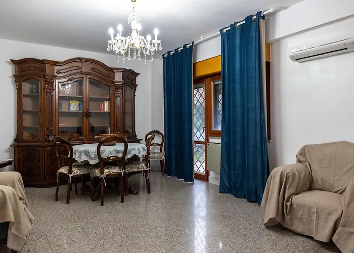 Villa Uma Rom